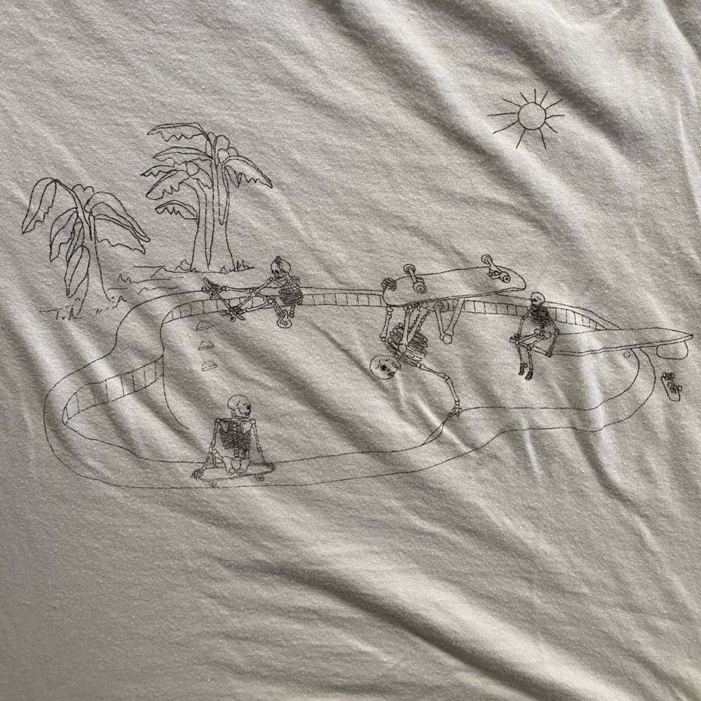 URBAN OUTFITTERS graphic t shirt